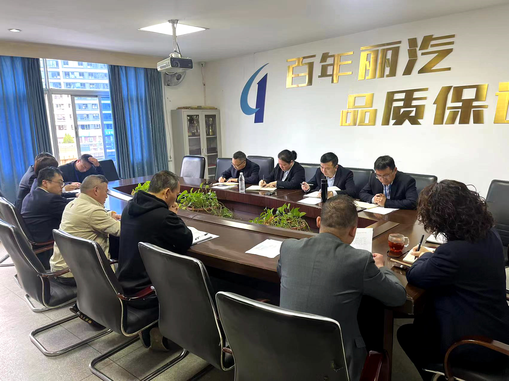 13c6822bb10983ebdc7752ab1ba0e57.jpg 13c6822bb10983ebdc7752ab1ba0e57.jpg